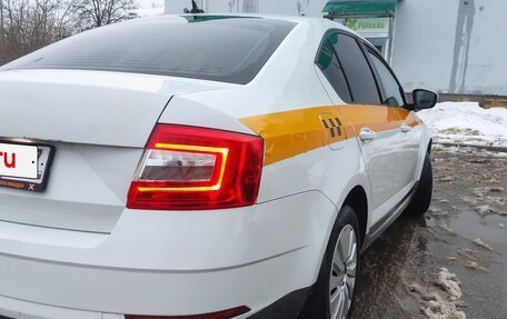 Skoda Octavia, 2018 год, 950 000 рублей, 11 фотография