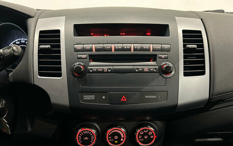 Mitsubishi Outlander III рестайлинг 3, 2011 год, 999 000 рублей, 18 фотография