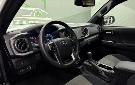 Toyota Tacoma III, 2022 год, 5 800 000 рублей, 5 фотография