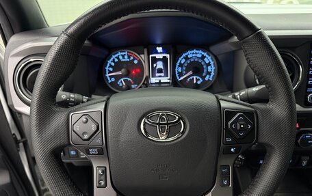 Toyota Tacoma III, 2022 год, 5 800 000 рублей, 10 фотография