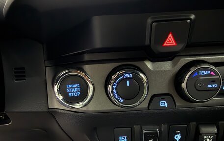 Toyota Tacoma III, 2022 год, 5 800 000 рублей, 15 фотография