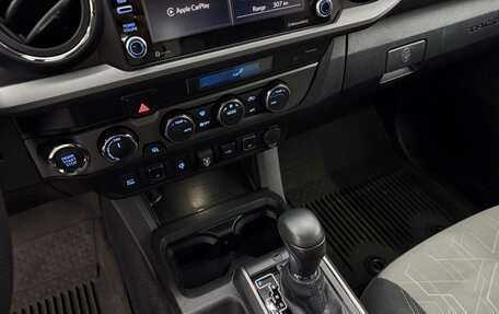 Toyota Tacoma III, 2022 год, 5 800 000 рублей, 13 фотография