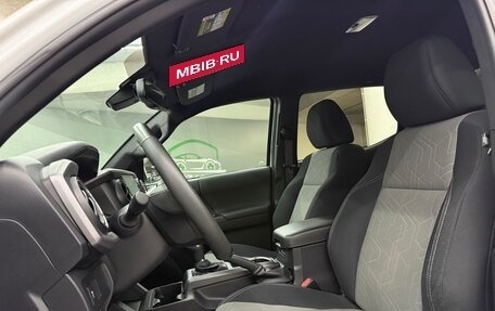 Toyota Tacoma III, 2022 год, 5 800 000 рублей, 11 фотография