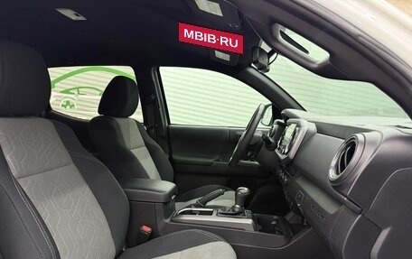 Toyota Tacoma III, 2022 год, 5 800 000 рублей, 19 фотография