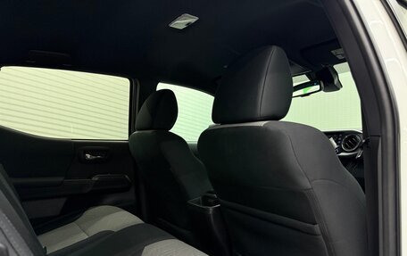 Toyota Tacoma III, 2022 год, 5 800 000 рублей, 18 фотография