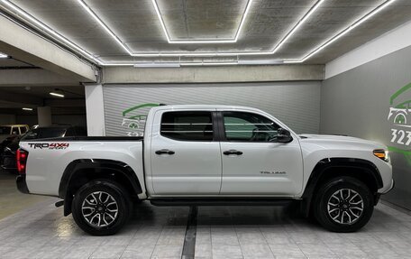 Toyota Tacoma III, 2022 год, 5 800 000 рублей, 23 фотография