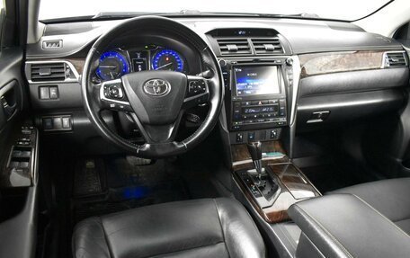 Toyota Camry, 2015 год, 1 927 100 рублей, 6 фотография