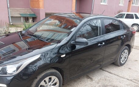 KIA Rio IV, 2018 год, 1 295 000 рублей, 1 фотография