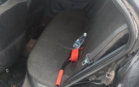 Nissan Almera, 2005 год, 305 000 рублей, 18 фотография