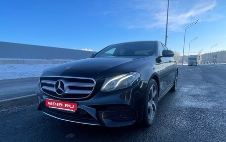 Mercedes-Benz E-Класс, 2020 год, 4 100 000 рублей, 10 фотография