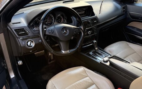 Mercedes-Benz E-Класс, 2010 год, 1 300 000 рублей, 7 фотография