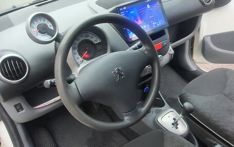 Peugeot 107 I рестайлинг, 2010 год, 470 000 рублей, 8 фотография