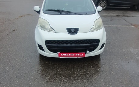 Peugeot 107 I рестайлинг, 2010 год, 470 000 рублей, 3 фотография