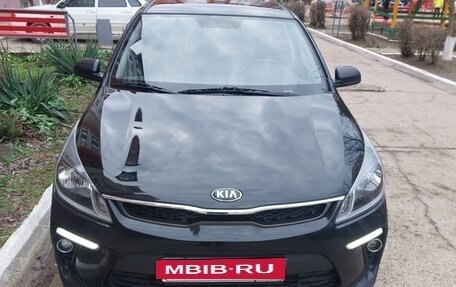 KIA Rio IV, 2018 год, 1 295 000 рублей, 3 фотография