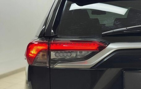 Toyota RAV4, 2021 год, 3 675 000 рублей, 10 фотография