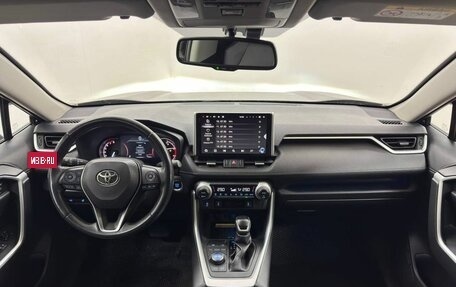Toyota RAV4, 2021 год, 3 675 000 рублей, 20 фотография