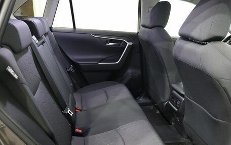 Toyota RAV4, 2020 год, 4 175 000 рублей, 21 фотография