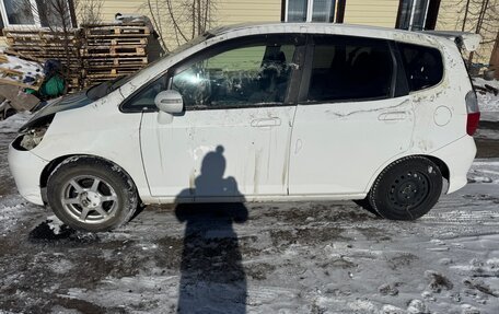 Honda Fit III, 2005 год, 325 000 рублей, 3 фотография