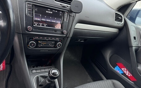 Volkswagen Golf VI, 2012 год, 890 000 рублей, 24 фотография