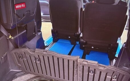 Toyota Noah III, 2015 год, 1 800 000 рублей, 12 фотография