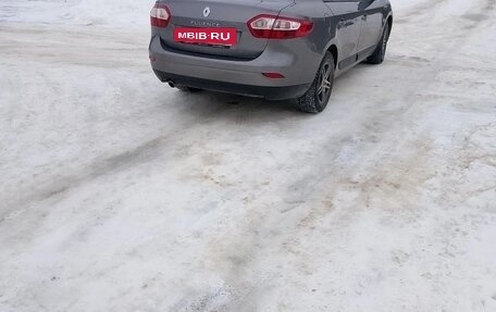 Renault Fluence I, 2011 год, 610 000 рублей, 2 фотография