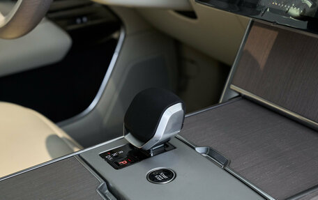 Land Rover Range Rover IV рестайлинг, 2025 год, 23 400 000 рублей, 16 фотография