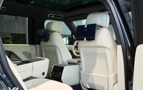 Land Rover Range Rover IV рестайлинг, 2025 год, 23 400 000 рублей, 13 фотография