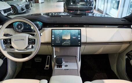 Land Rover Range Rover IV рестайлинг, 2025 год, 23 400 000 рублей, 10 фотография