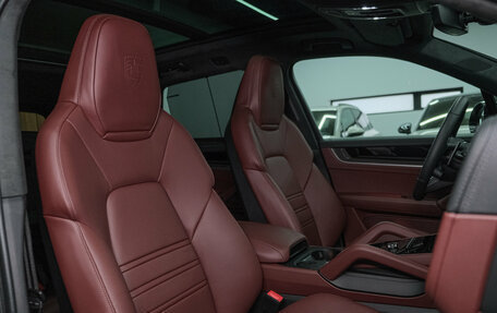 Porsche Cayenne III, 2025 год, 21 913 250 рублей, 2 фотография