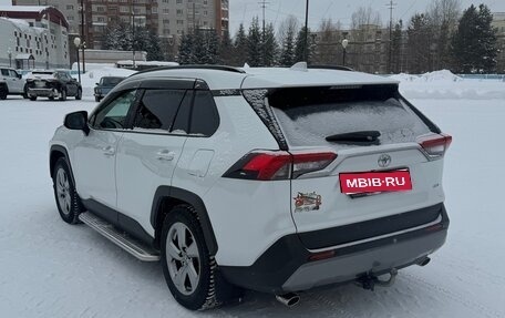 Toyota RAV4, 2019 год, 3 580 000 рублей, 1 фотография