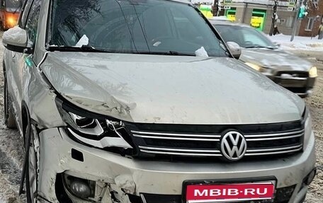 Volkswagen Tiguan I, 2012 год, 750 000 рублей, 1 фотография