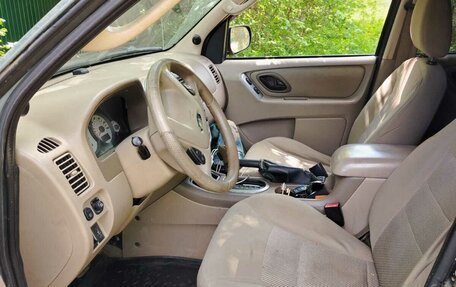 Ford Escape II, 2004 год, 450 000 рублей, 7 фотография