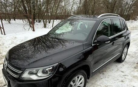 Volkswagen Tiguan I, 2015 год, 2 200 000 рублей, 4 фотография