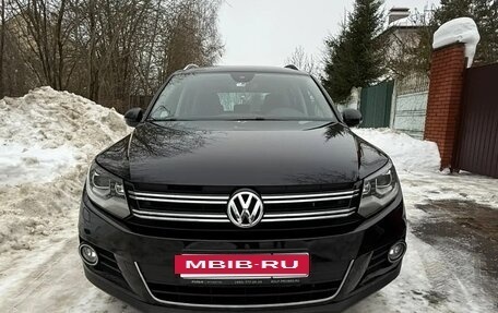 Volkswagen Tiguan I, 2015 год, 2 200 000 рублей, 6 фотография
