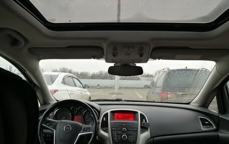 Opel Astra J, 2011 год, 900 000 рублей, 6 фотография