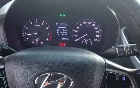 Hyundai Solaris II рестайлинг, 2017 год, 720 000 рублей, 2 фотография