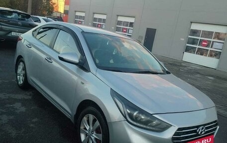 Hyundai Solaris II рестайлинг, 2017 год, 720 000 рублей, 13 фотография