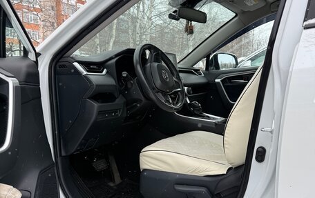 Toyota RAV4, 2019 год, 3 580 000 рублей, 16 фотография