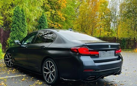 BMW 5 серия, 2021 год, 5 999 000 рублей, 5 фотография