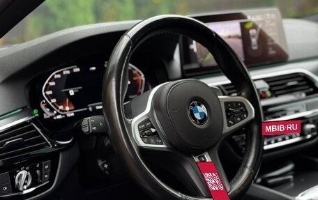 BMW 5 серия, 2021 год, 5 999 000 рублей, 8 фотография