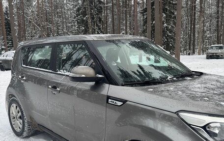 KIA Soul II рестайлинг, 2017 год, 1 530 000 рублей, 3 фотография