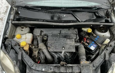 Ford Fusion I, 2003 год, 240 000 рублей, 12 фотография