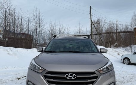 Hyundai Tucson III, 2017 год, 2 430 000 рублей, 2 фотография