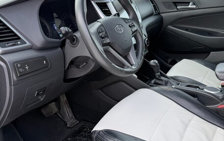 Hyundai Tucson III, 2017 год, 2 430 000 рублей, 16 фотография