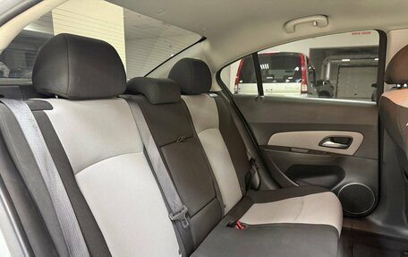 Chevrolet Cruze II, 2013 год, 810 100 рублей, 18 фотография