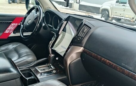 Toyota Land Cruiser 200, 2008 год, 2 950 000 рублей, 6 фотография