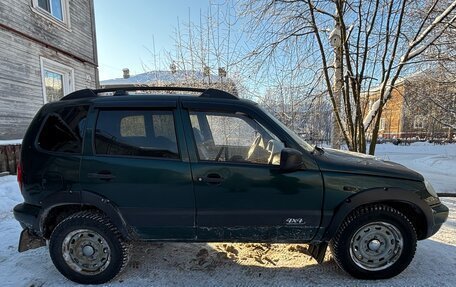 Chevrolet Niva I рестайлинг, 2004 год, 150 000 рублей, 5 фотография