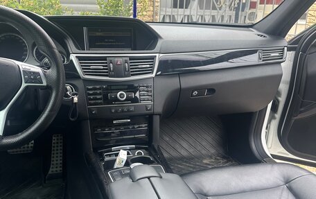 Mercedes-Benz E-Класс, 2012 год, 1 700 000 рублей, 5 фотография