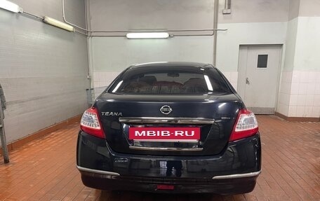 Nissan Teana, 2010 год, 930 000 рублей, 10 фотография