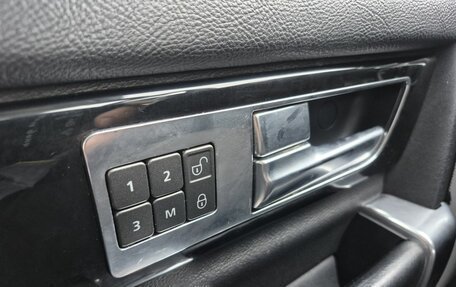 Land Rover Discovery IV, 2014 год, 2 599 000 рублей, 16 фотография